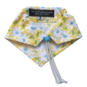 Avian Fashions Bandana - Lazy Daisy